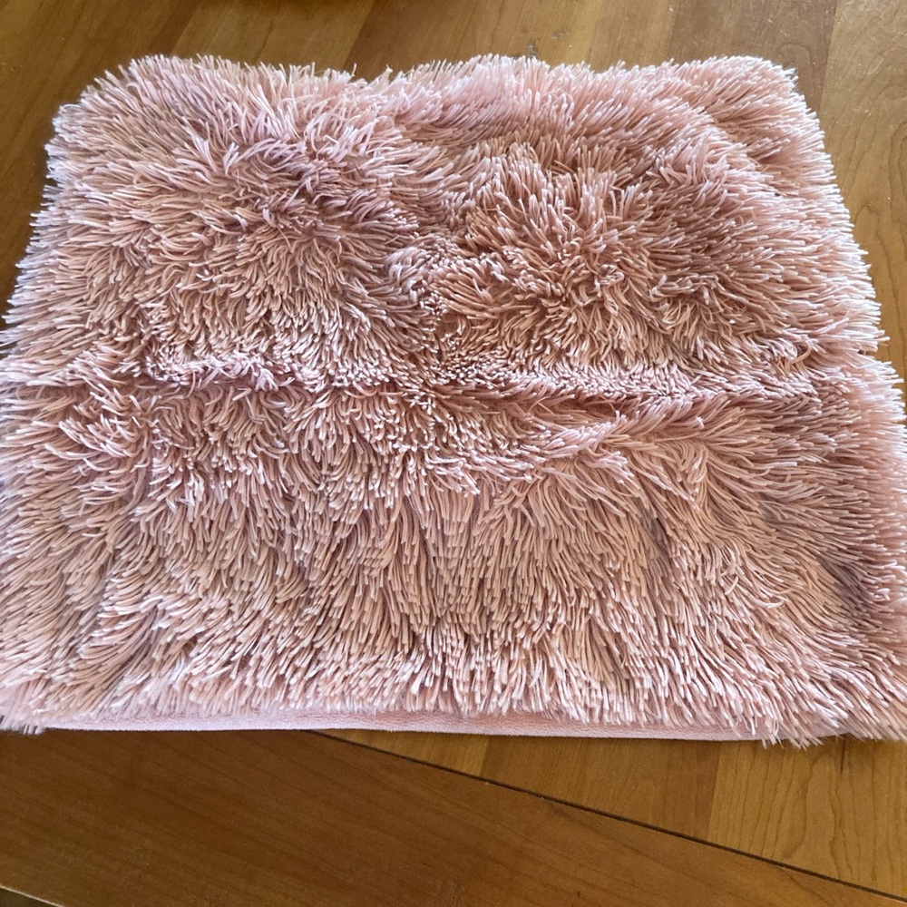 EUC soft pretty pillow covers
